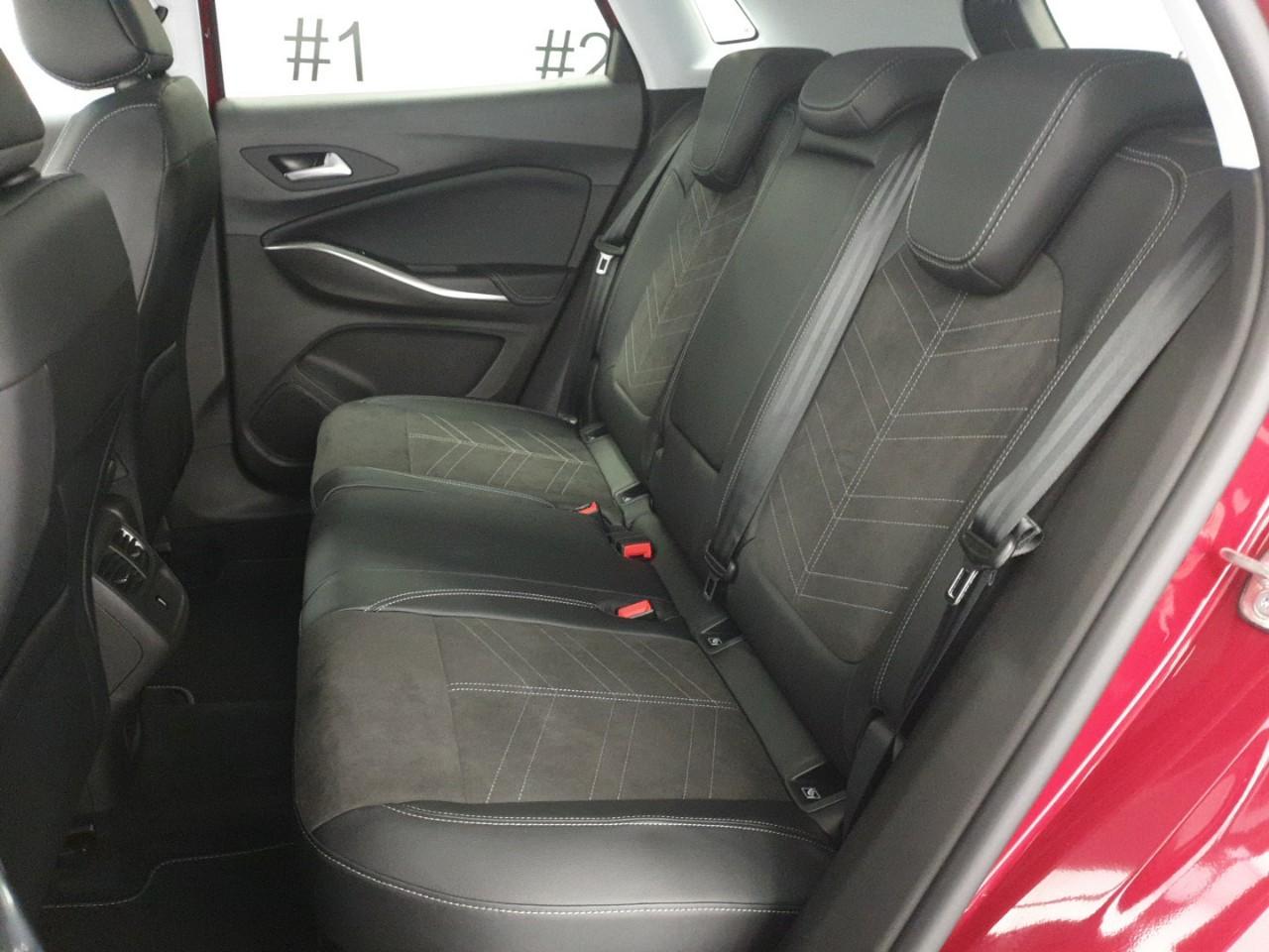 OPEL GRANDLAND 1.2 TURBO ULTIMATE de KM0